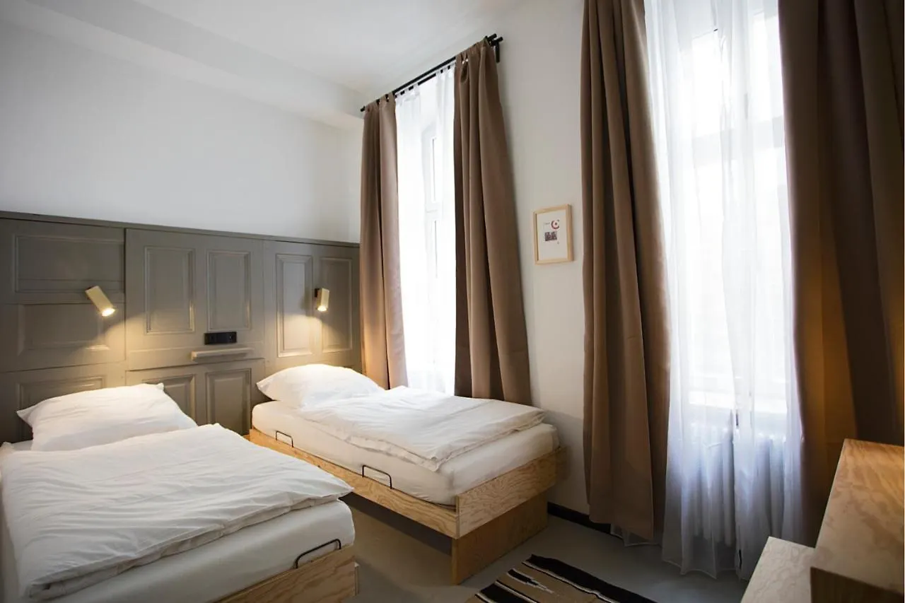 Schillinger-Berlin Am Tempelhofer Feld Aparthotel Németország