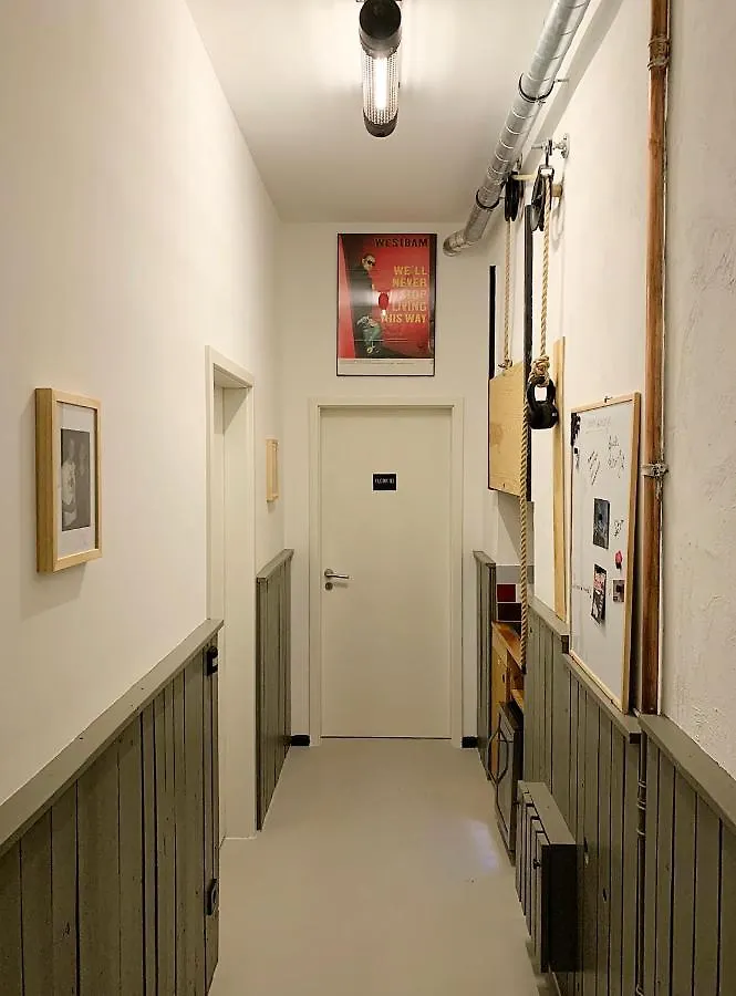 Schillinger-Berlin Am Tempelhofer Feld Aparthotel